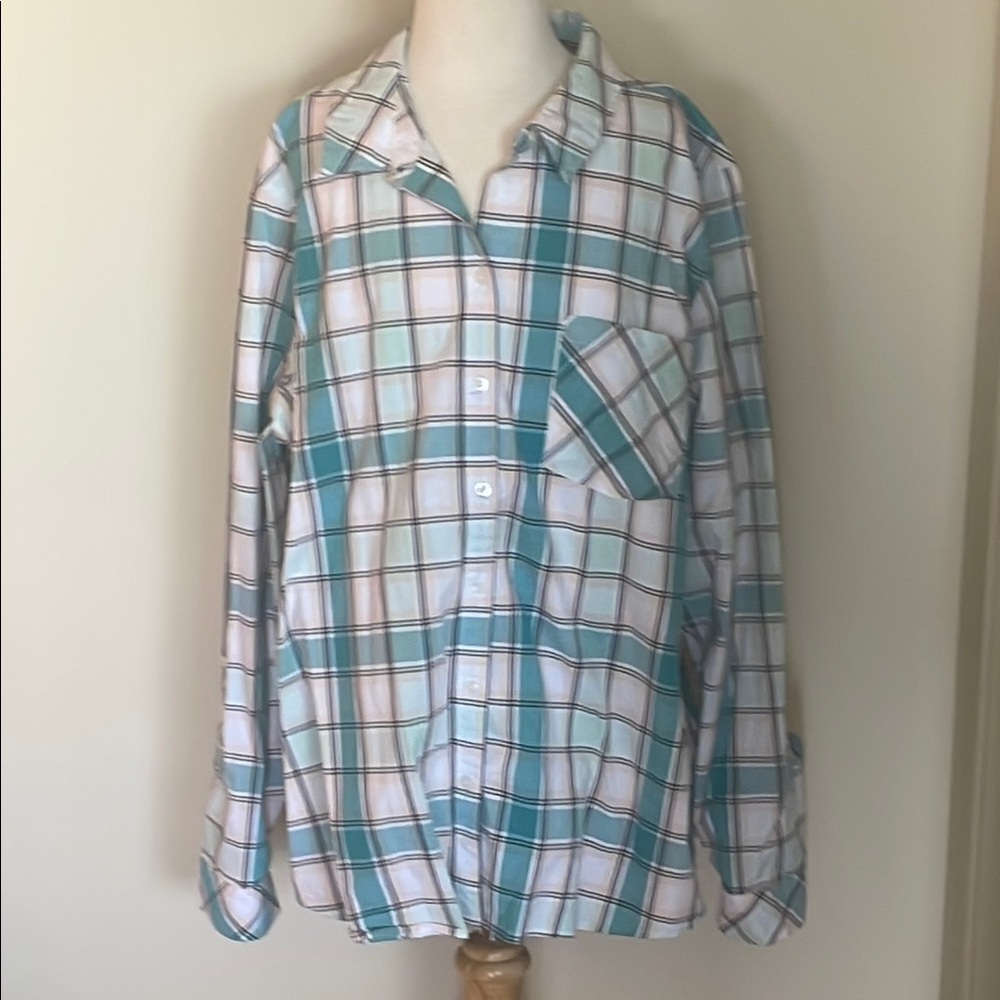 EUC Woman’s XXL Croft & Barrow Plaid Long Sleeve Button Up Cotton Top